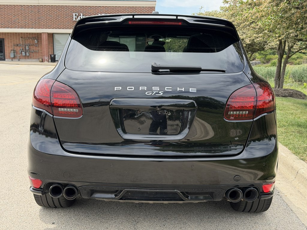 2013 Porsche Cayenne Image 8