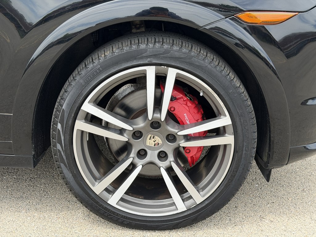 2013 Porsche Cayenne Image 19