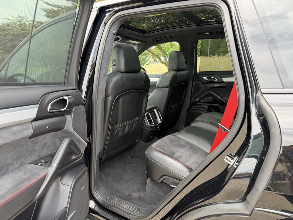 2013 Porsche Cayenne Image 29