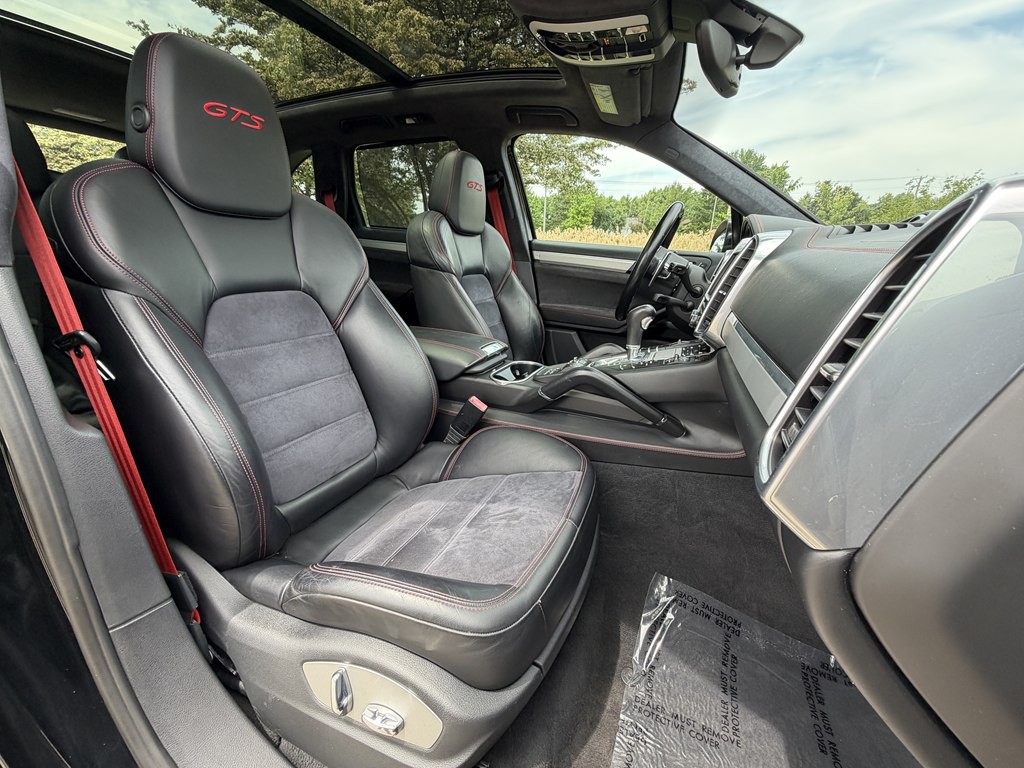 2013 Porsche Cayenne Image 31