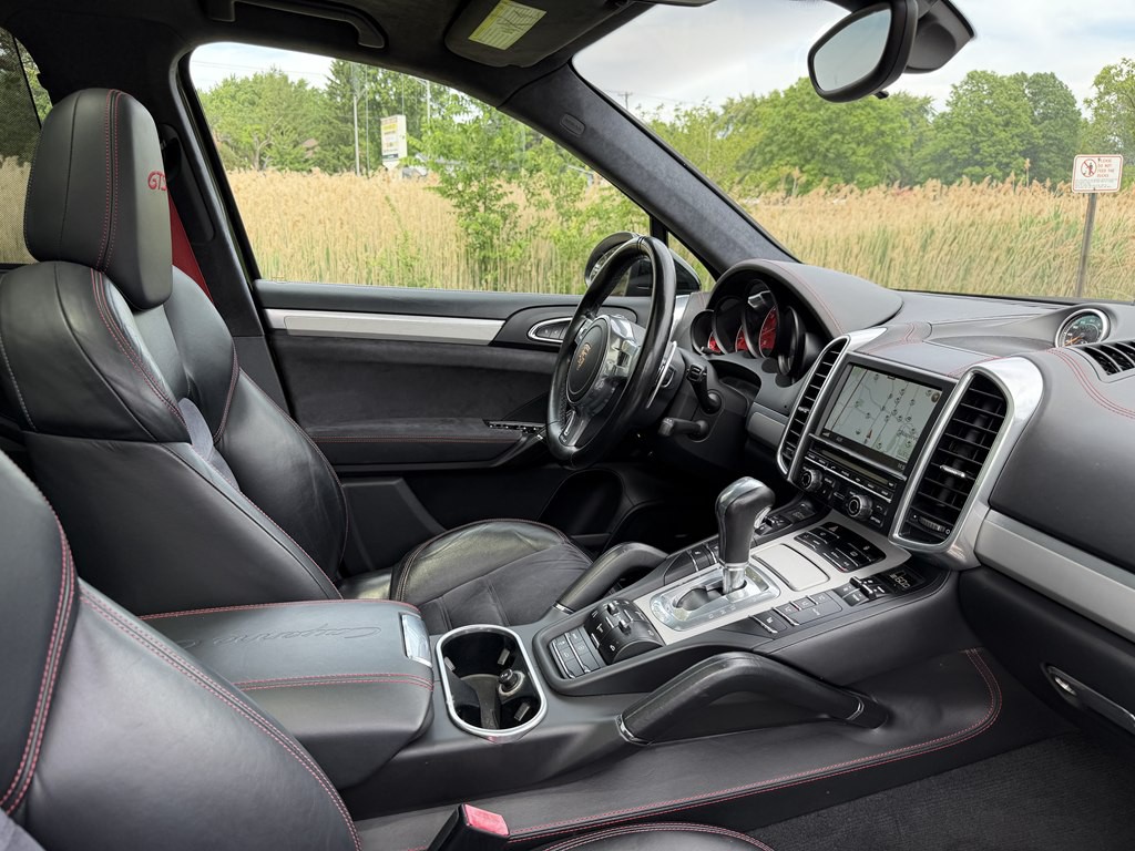 2013 Porsche Cayenne Image 35