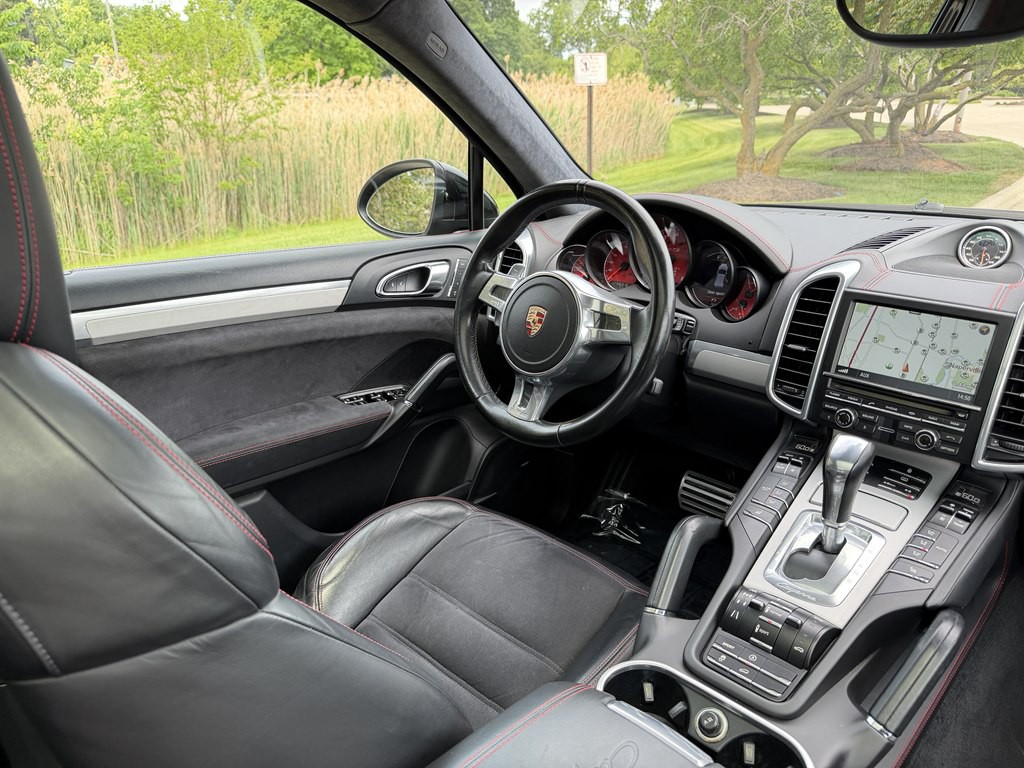 2013 Porsche Cayenne Image 39