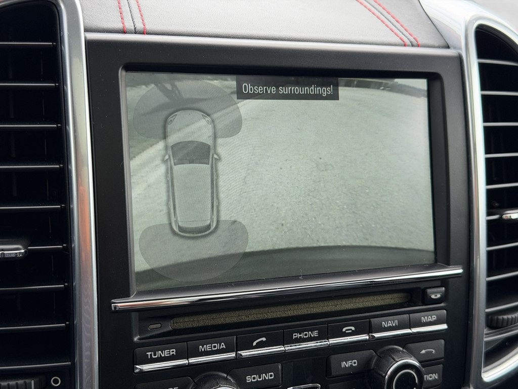 2013 Porsche Cayenne Image 52