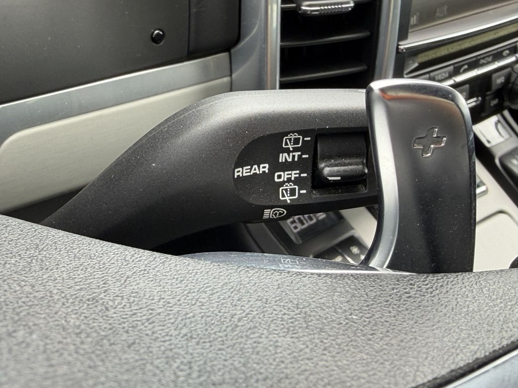2013 Porsche Cayenne Image 57