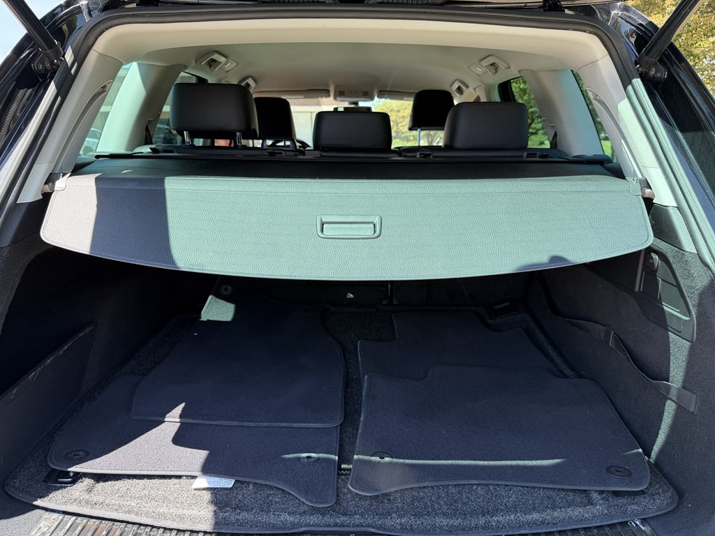 2014 Volkswagen Touareg Image 25