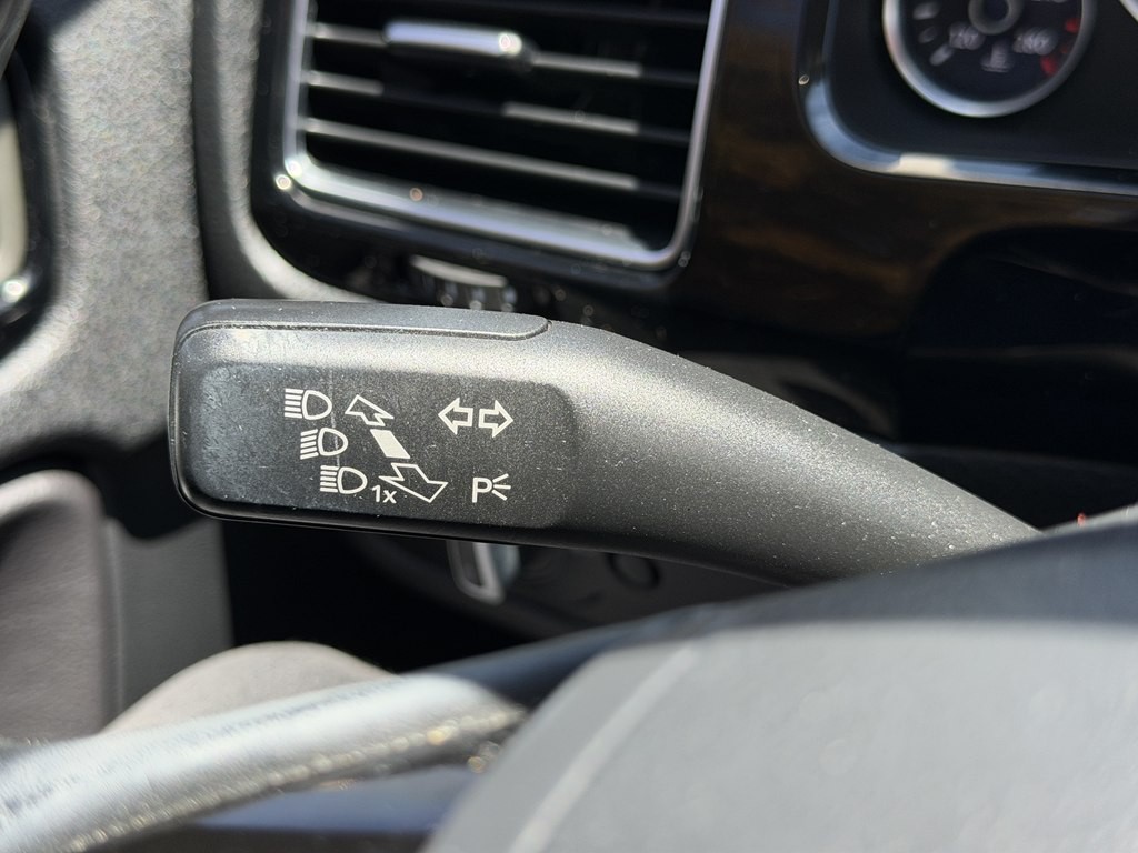 2014 Volkswagen Touareg Image 34