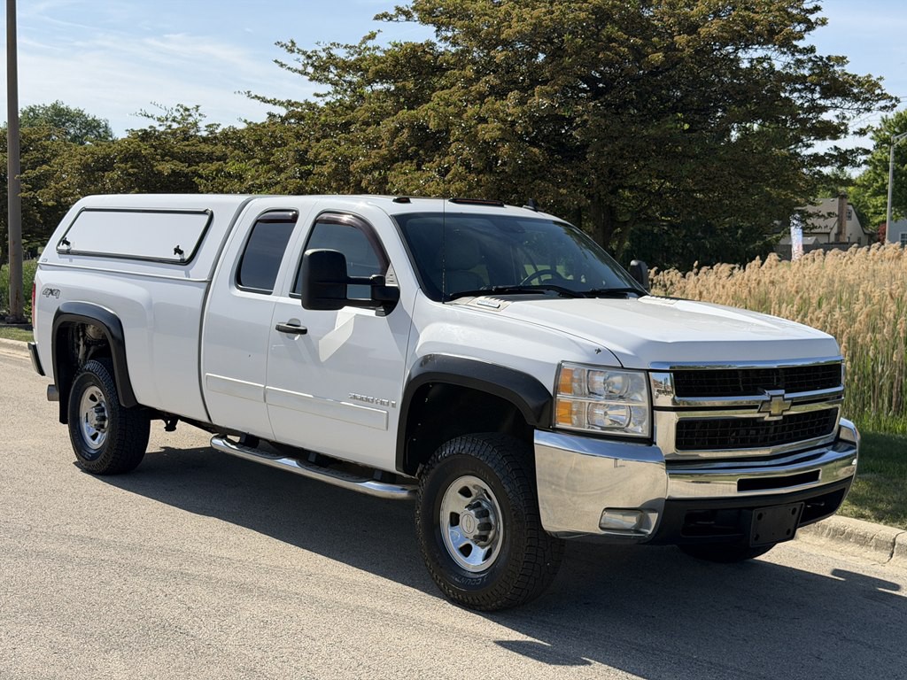 2009 Chevrolet Silverado 1500 Image 3