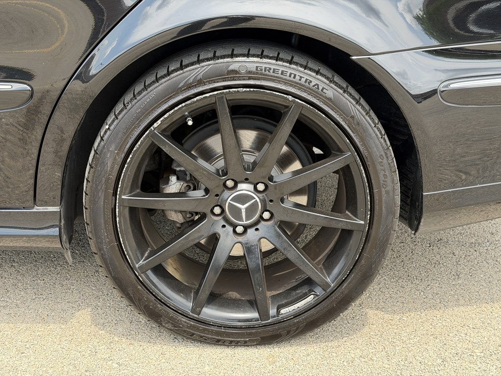 2007 Mercedes-Benz E-Class Image 14