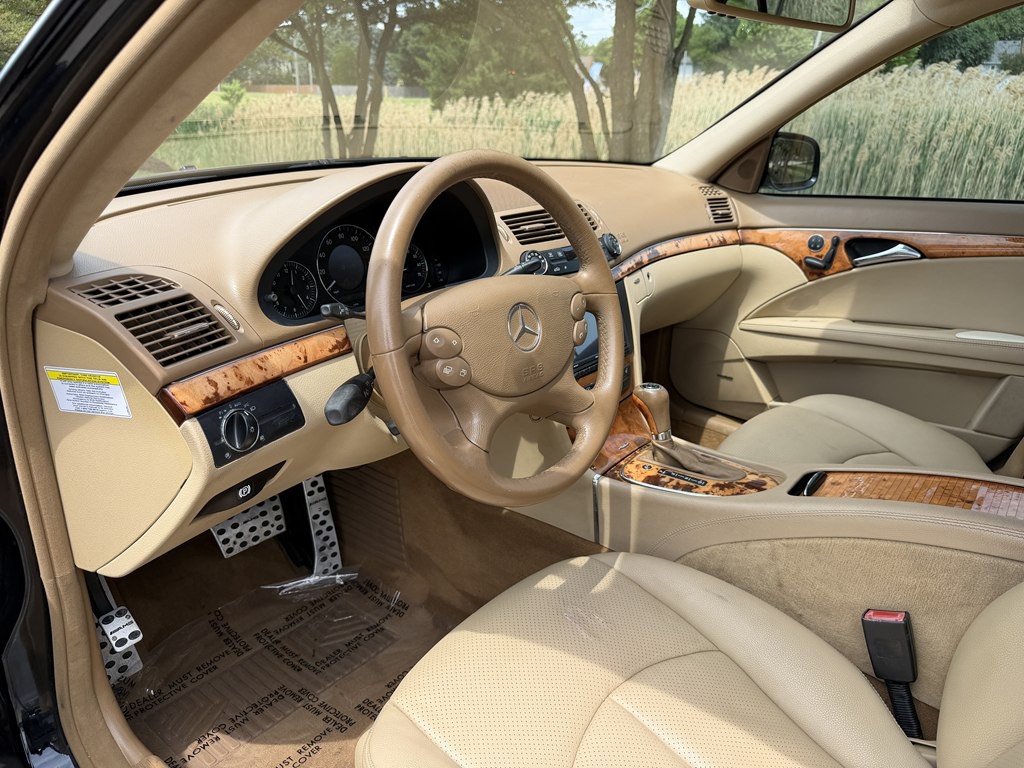 2007 Mercedes-Benz E-Class Image 21