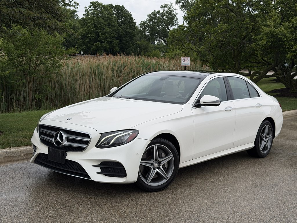 2017 Mercedes-Benz E-Class Image 1