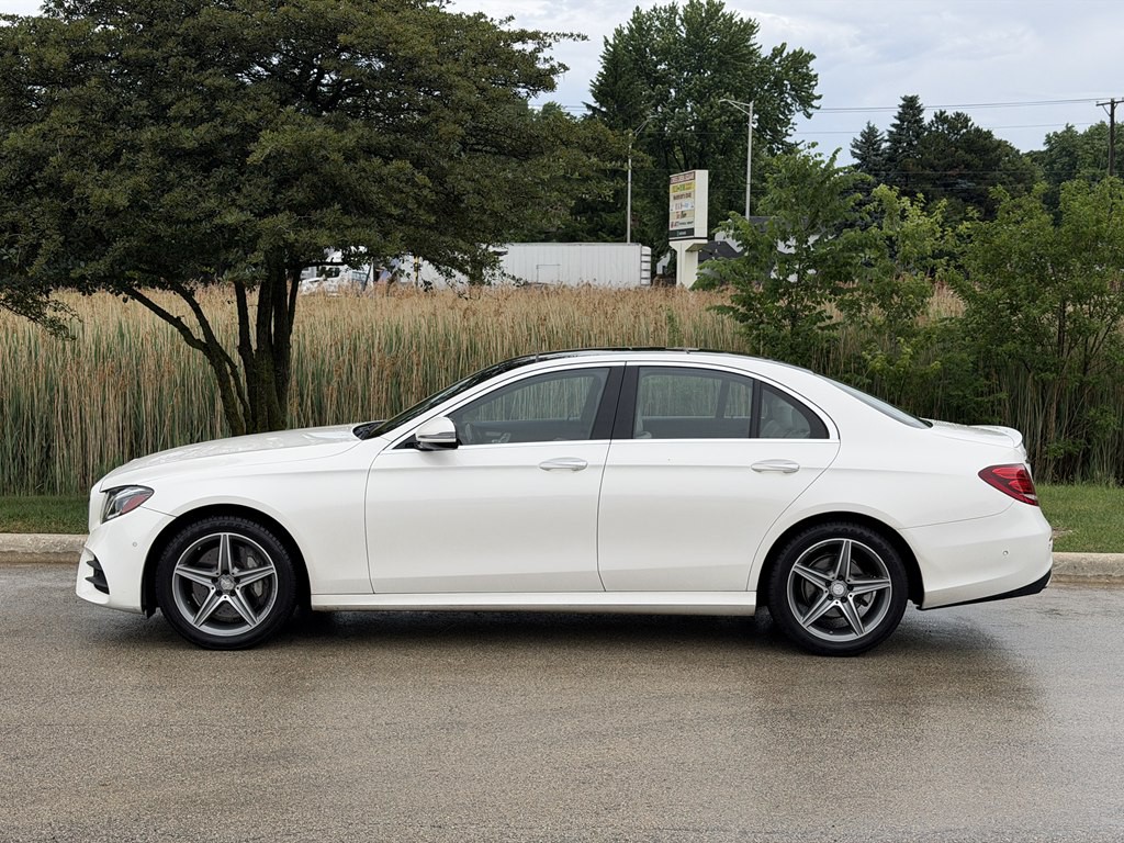 2017 Mercedes-Benz E-Class Image 6