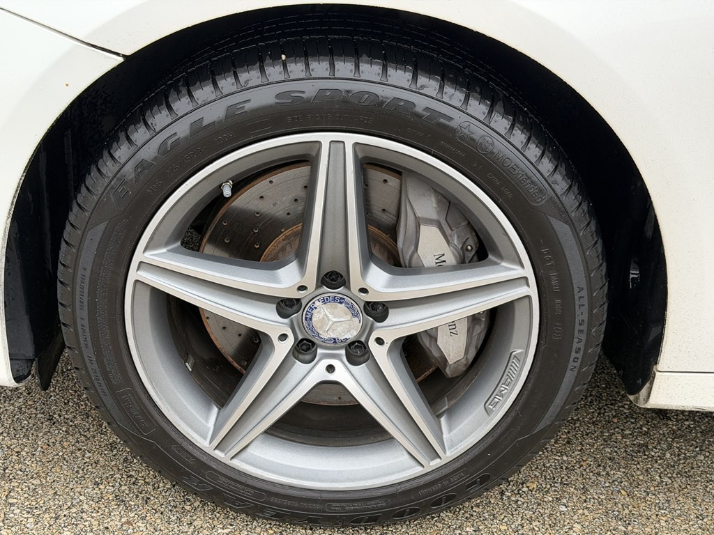 2017 Mercedes-Benz E-Class Image 15