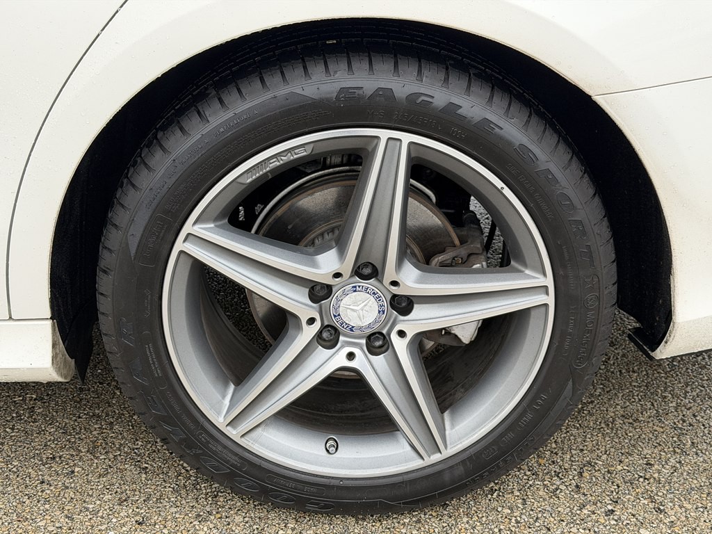 2017 Mercedes-Benz E-Class Image 18