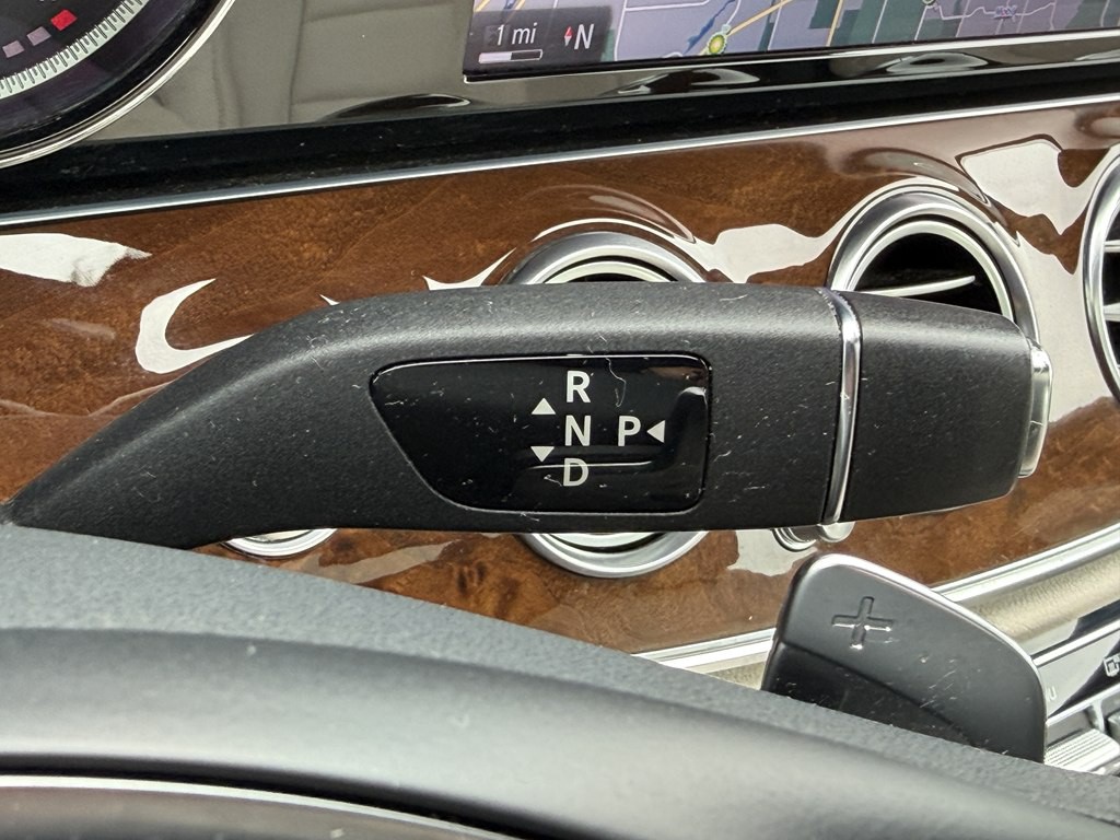 2017 Mercedes-Benz E-Class Image 42