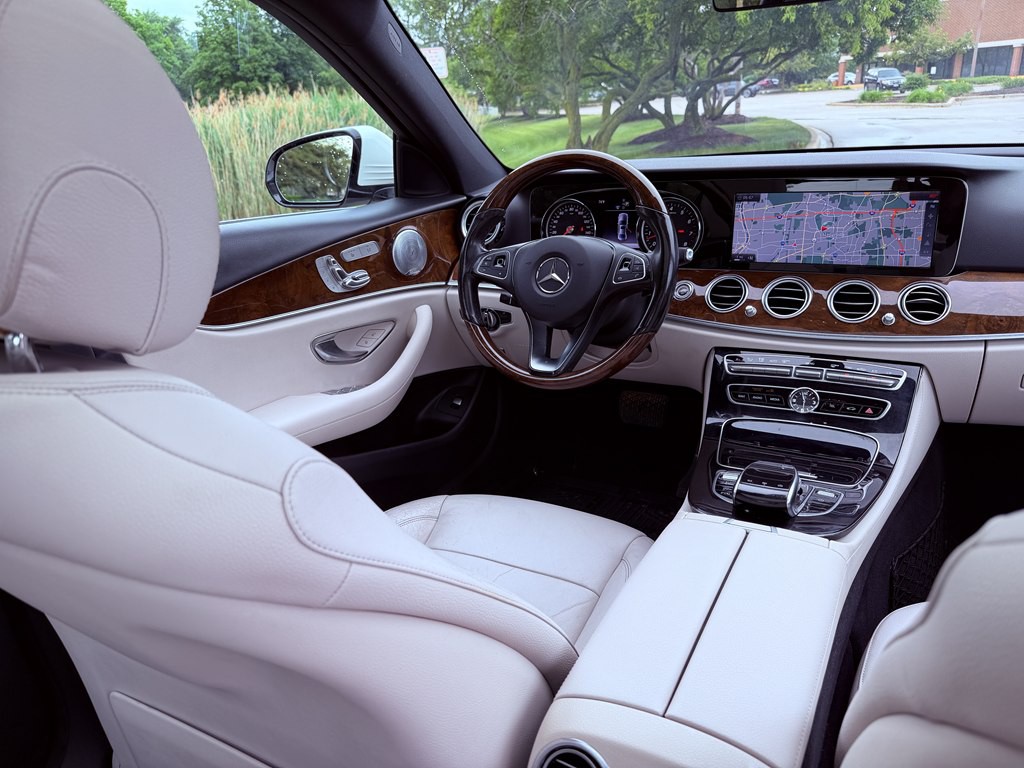 2017 Mercedes-Benz E-Class Image 53