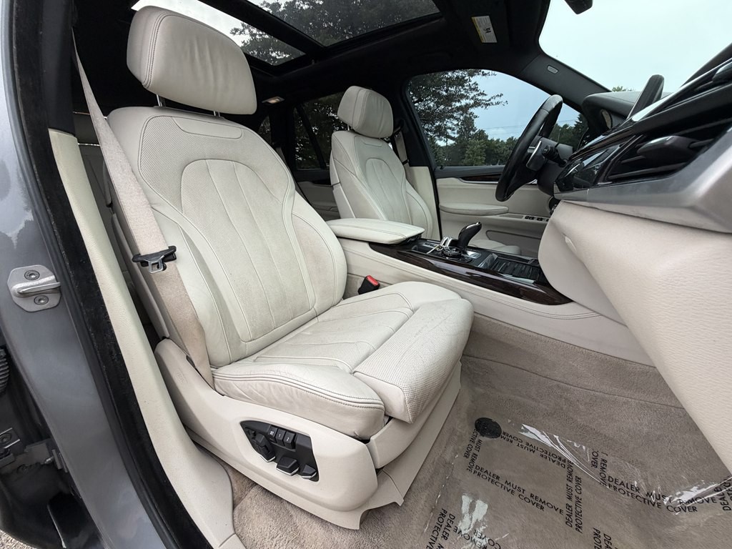 2015 BMW X5 Image 29