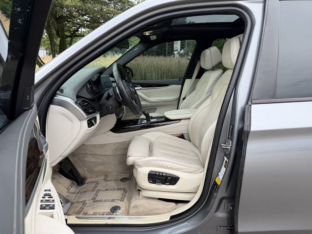 2015 BMW X5 Image 34