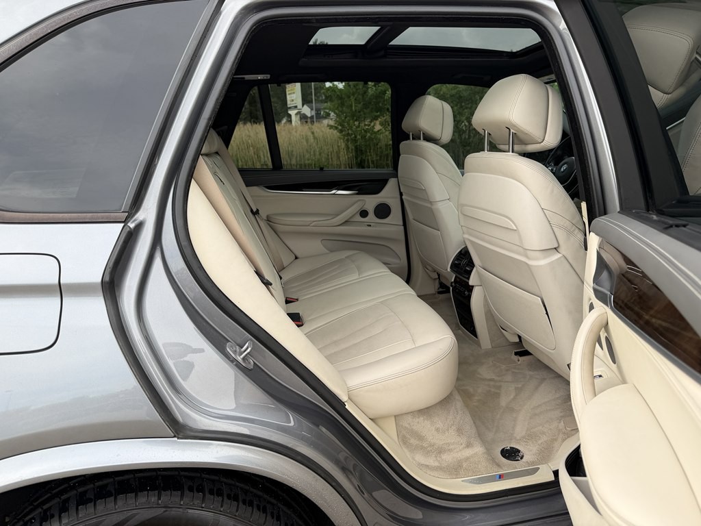 2015 BMW X5 Image 57