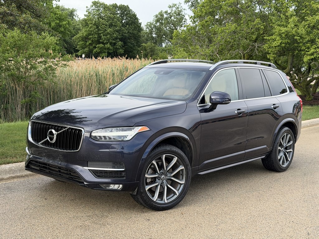 2017 Volvo XC90 Image 1