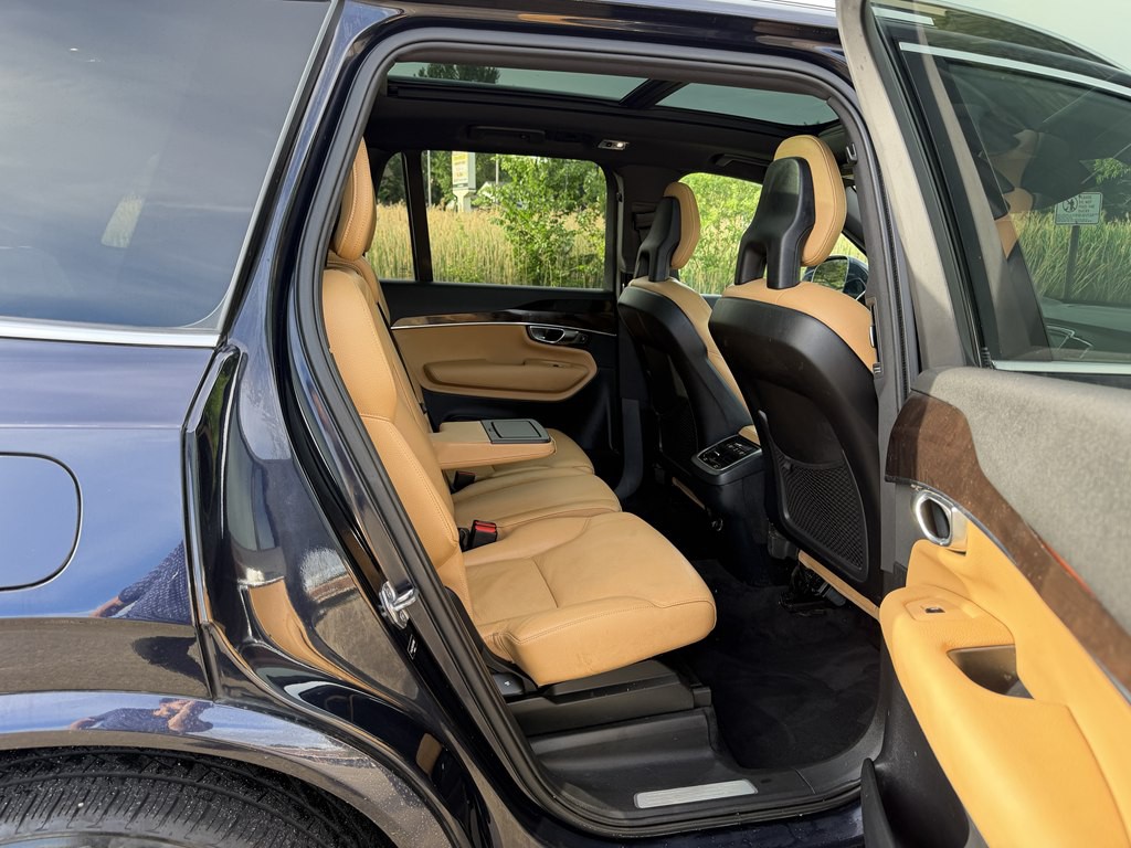 2017 Volvo XC90 Image 28