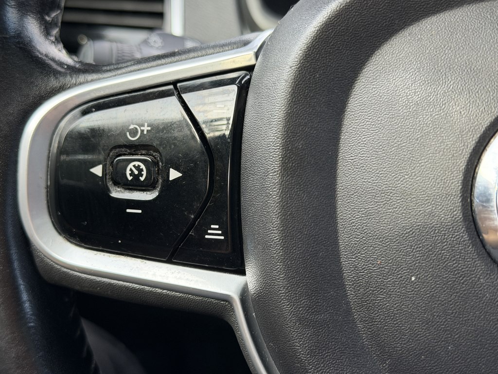 2017 Volvo XC90 Image 45