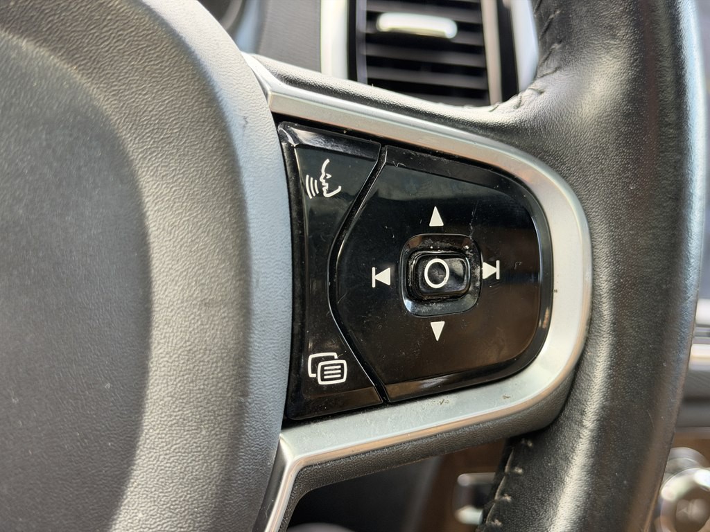 2017 Volvo XC90 Image 46