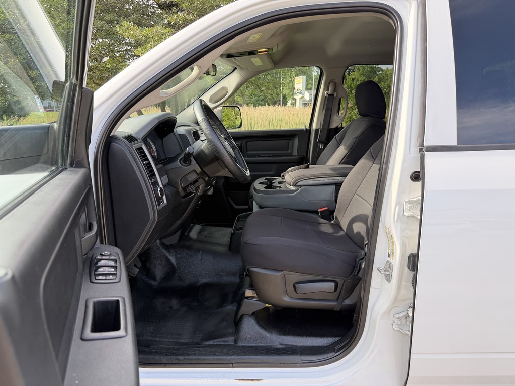 2018 RAM 5500 Image 43
