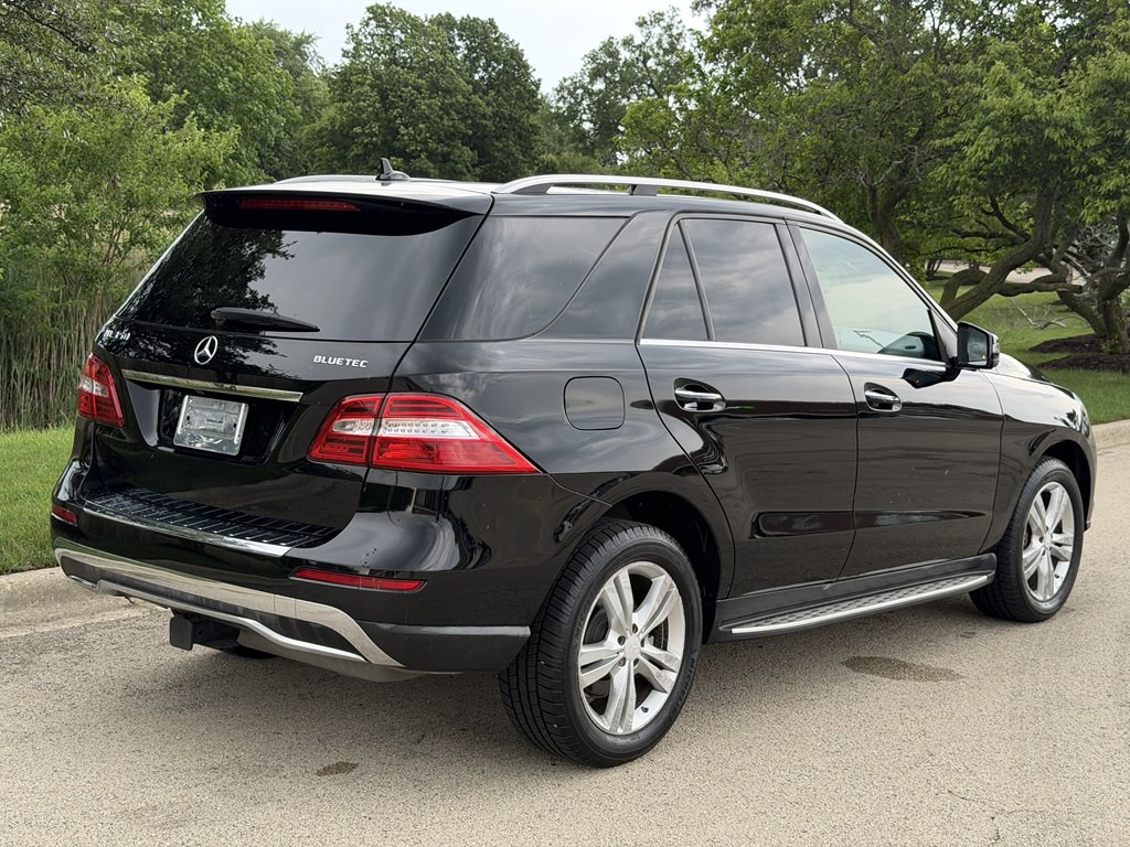 2013 Mercedes-Benz M-Class Image 2
