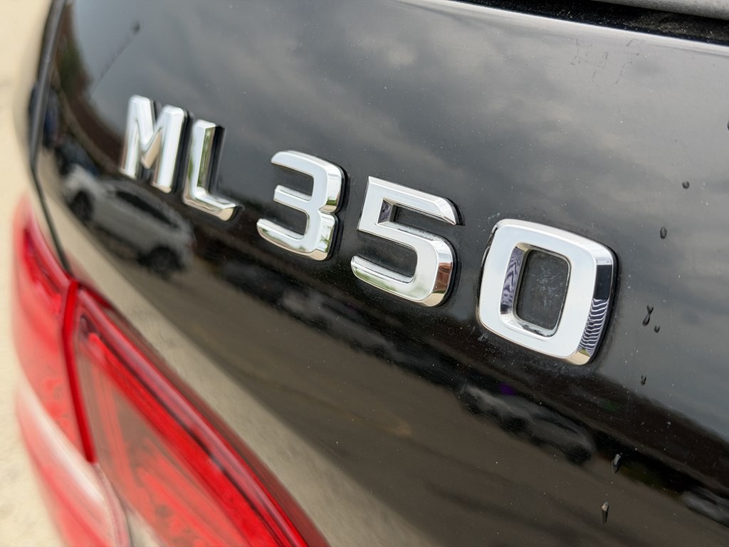 2013 Mercedes-Benz M-Class Image 9