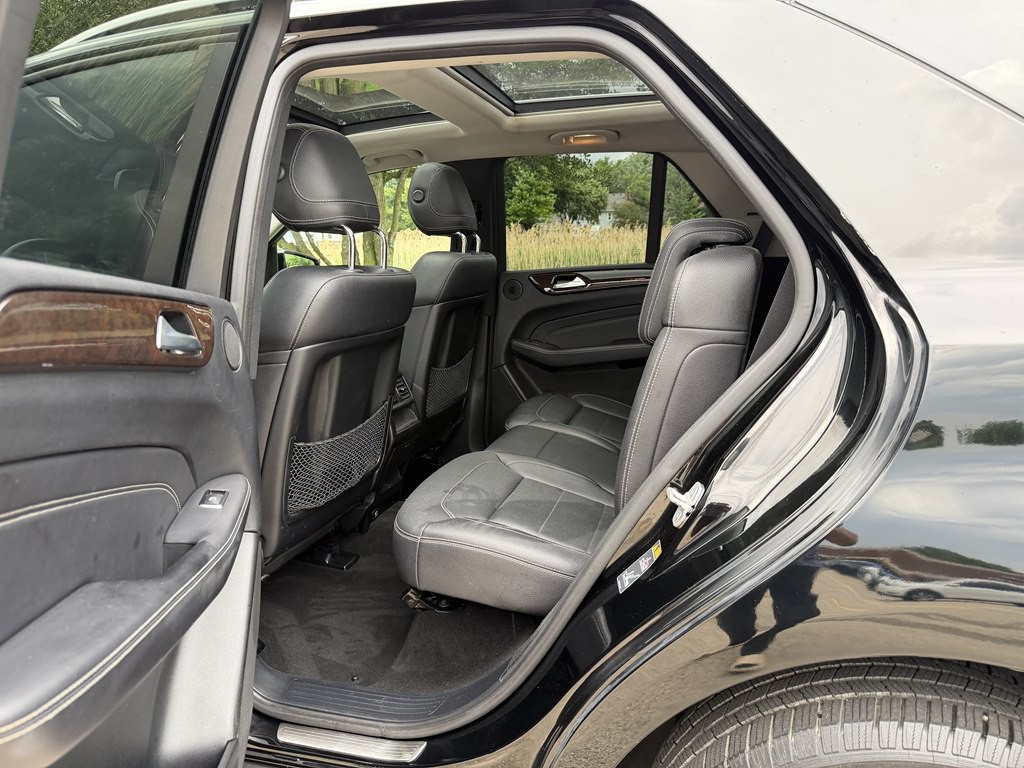 2013 Mercedes-Benz M-Class Image 25