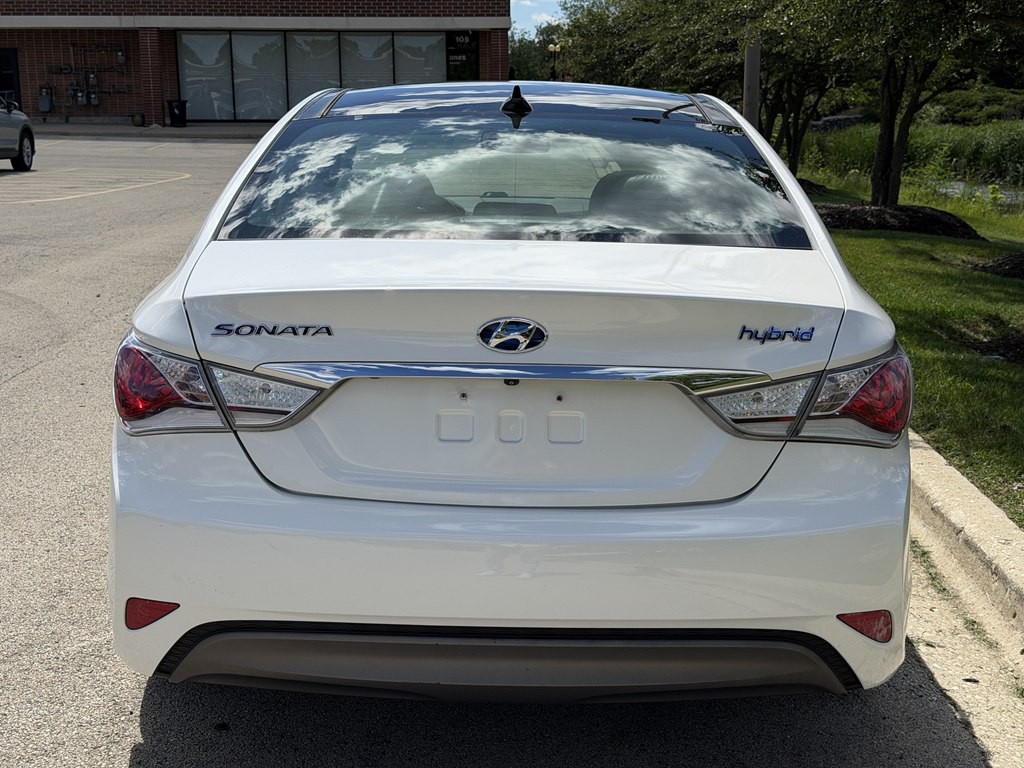 2013 Hyundai Sonata Image 8