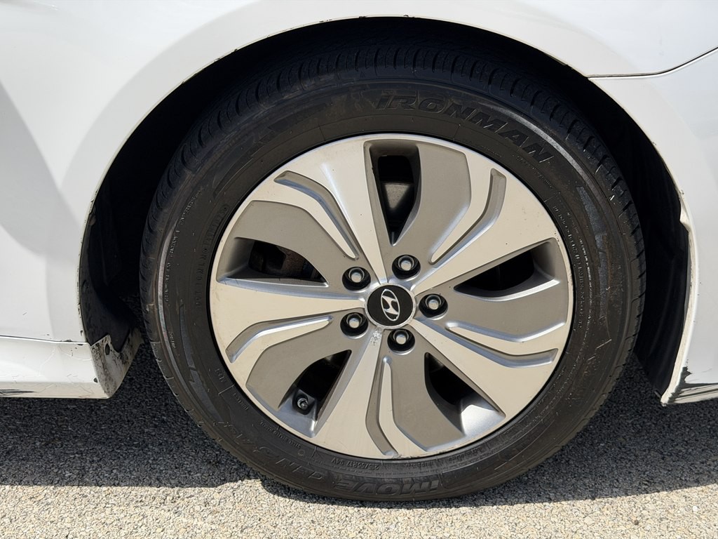2013 Hyundai Sonata Image 12
