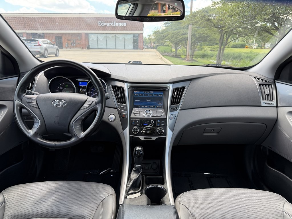 2013 Hyundai Sonata Image 19