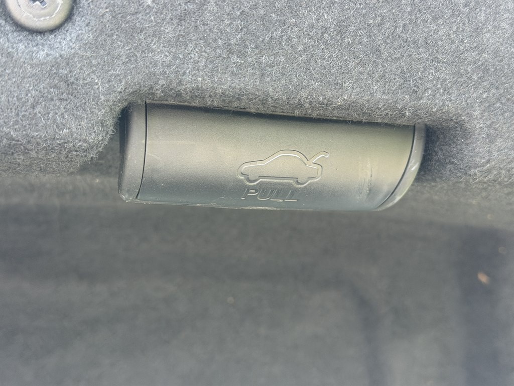 2013 Hyundai Sonata Image 23