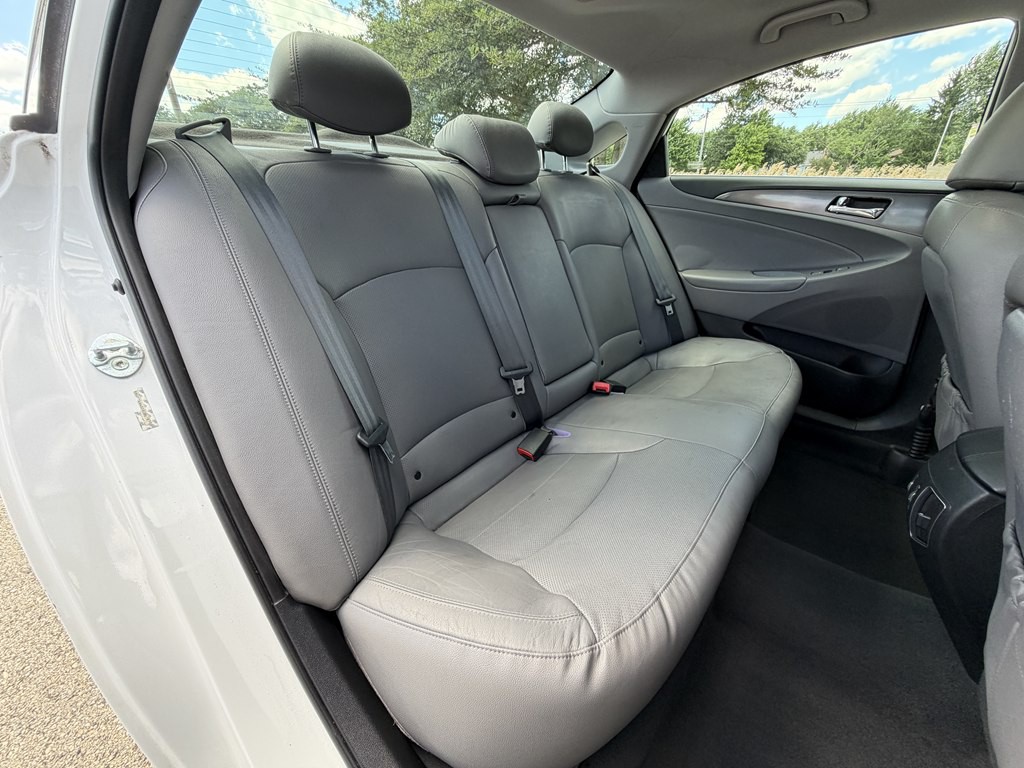 2013 Hyundai Sonata Image 28