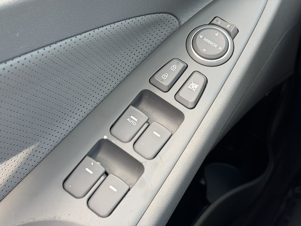 2013 Hyundai Sonata Image 41