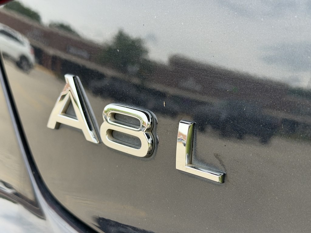 2016 Audi A8 Image 10
