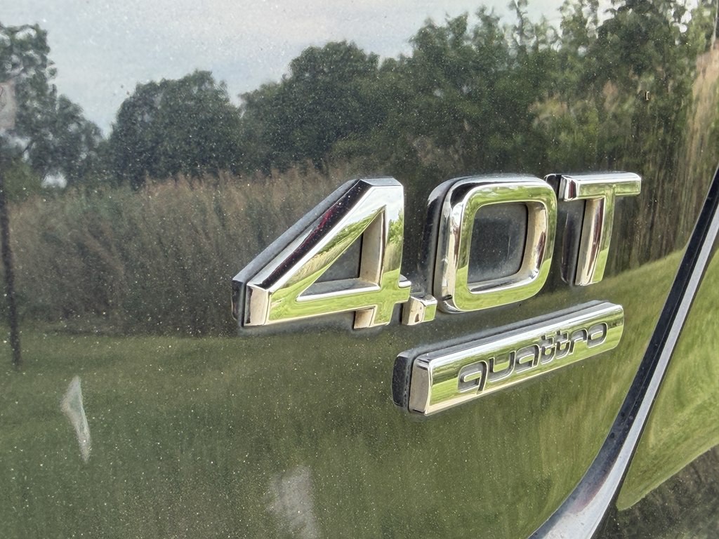 2016 Audi A8 Image 11