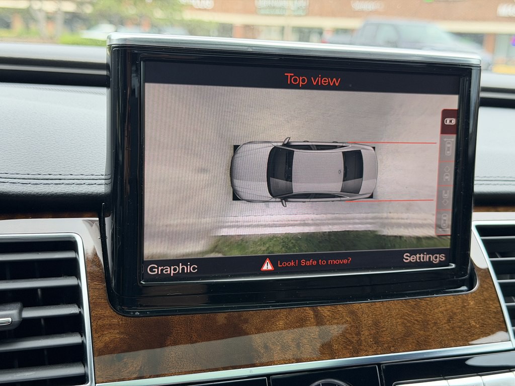 2016 Audi A8 Image 34
