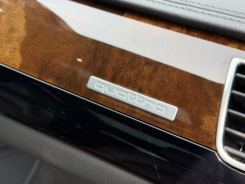 2016 Audi A8 Image 41