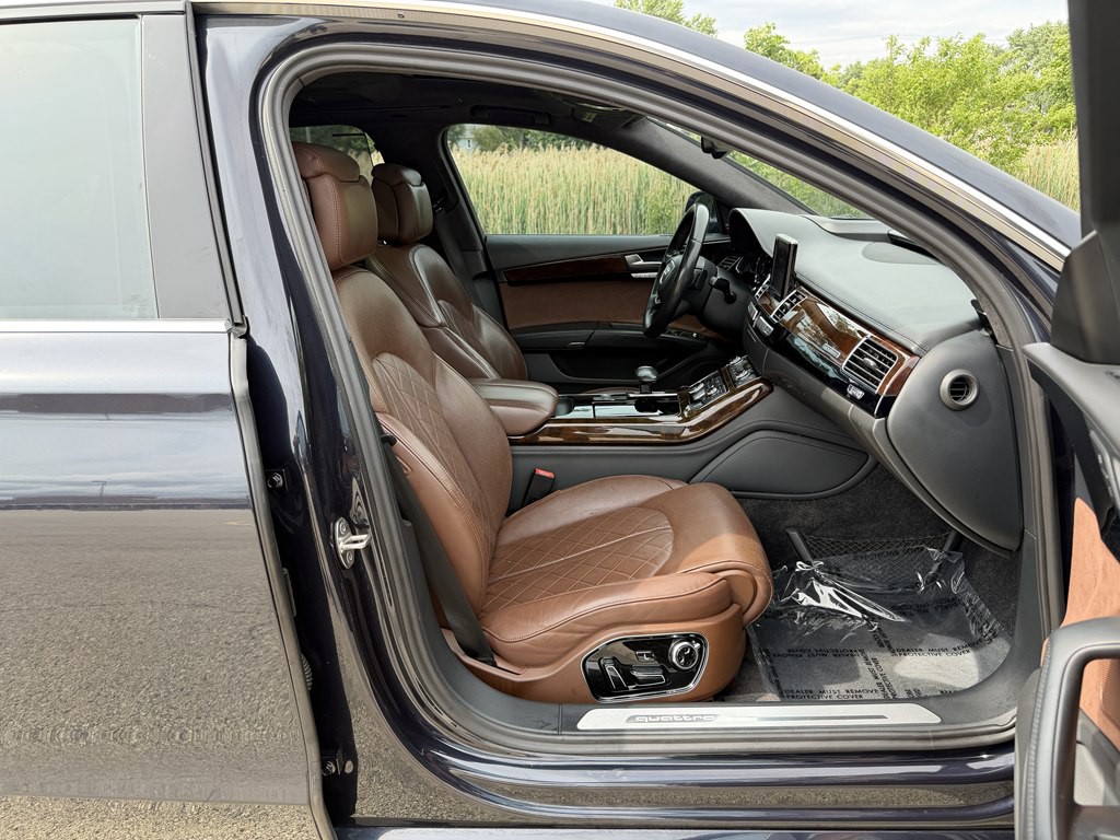 2016 Audi A8 Image 49