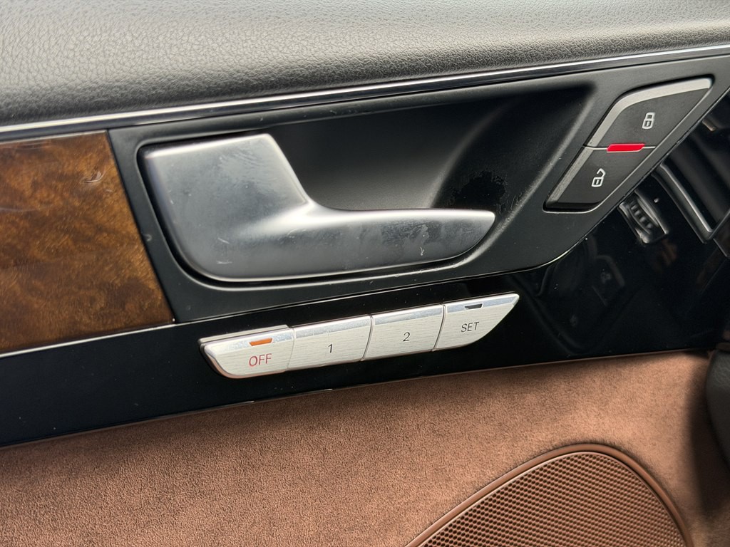 2016 Audi A8 Image 53