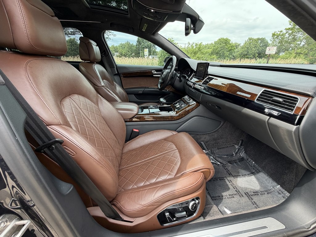 2016 Audi A8 Image 55