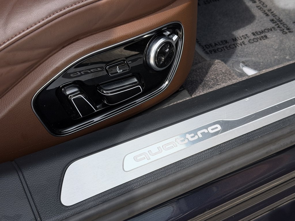 2016 Audi A8 Image 56