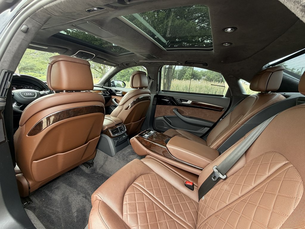 2016 Audi A8 Image 58