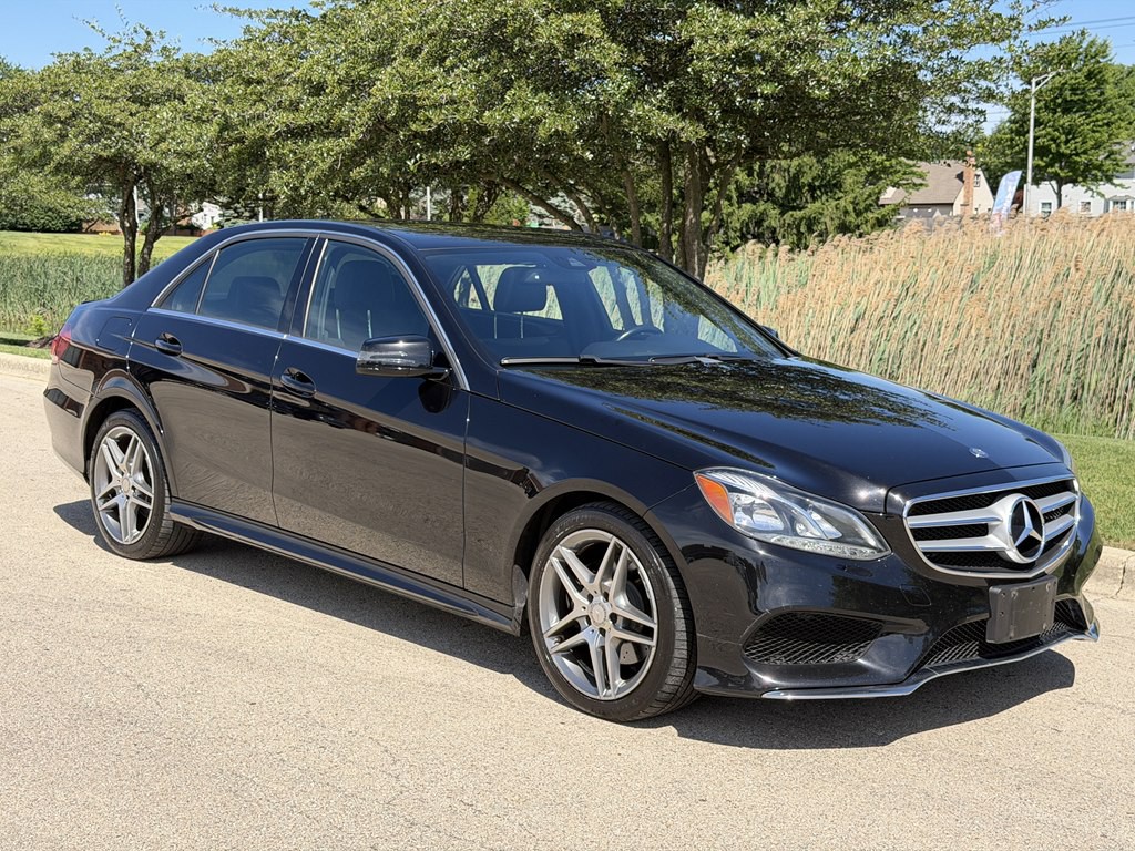2016 Mercedes-Benz E-Class Image 3
