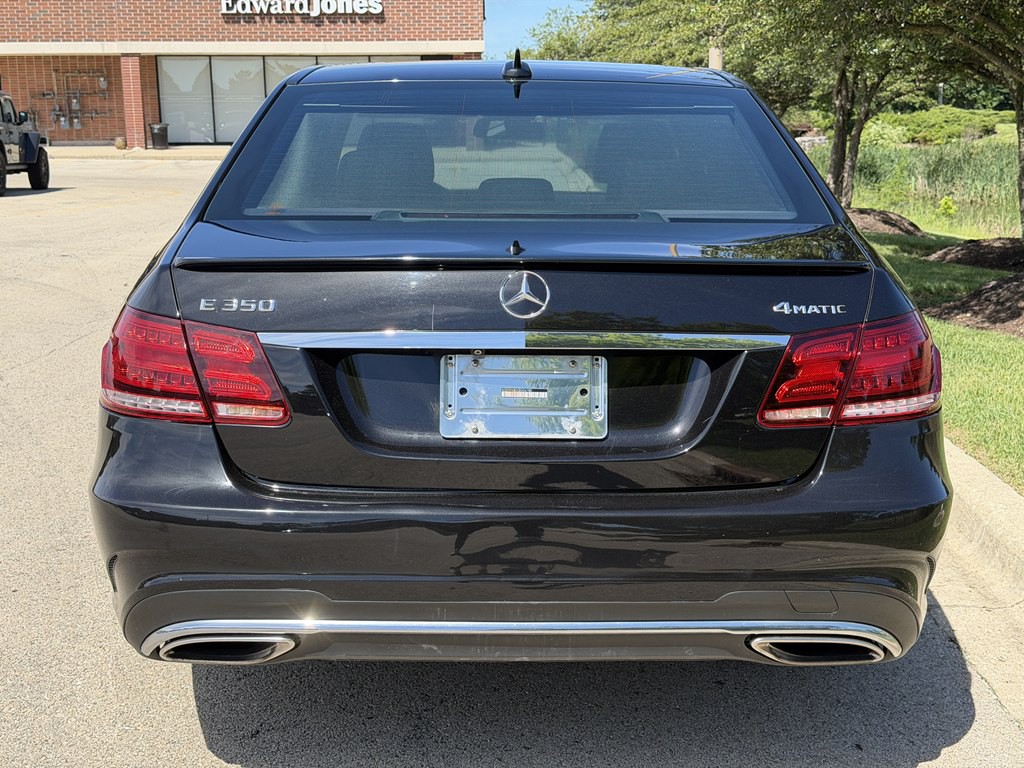 2016 Mercedes-Benz E-Class Image 8