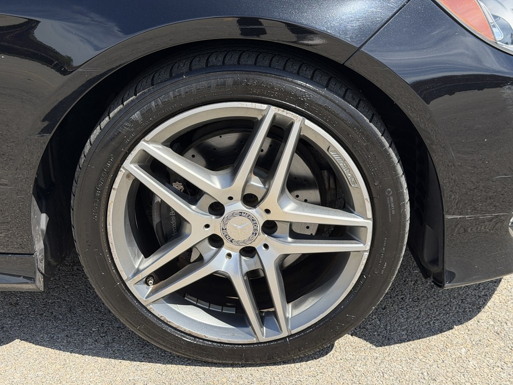 2016 Mercedes-Benz E-Class Image 14