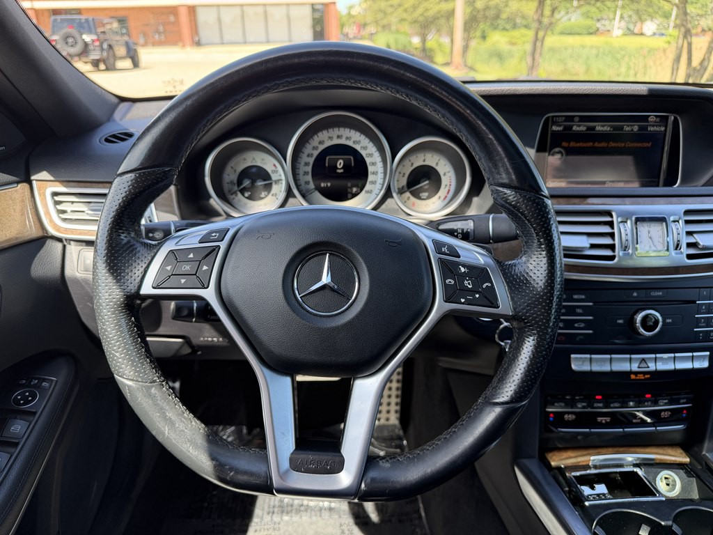 2016 Mercedes-Benz E-Class Image 21