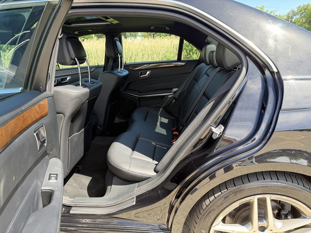 2016 Mercedes-Benz E-Class Image 31
